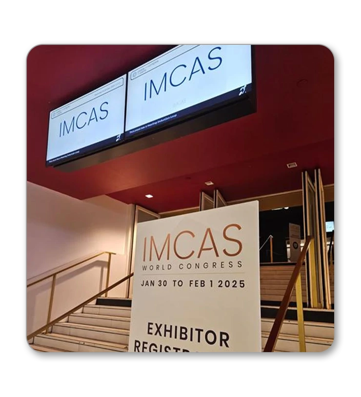 عکس نمایشگاه پاریس